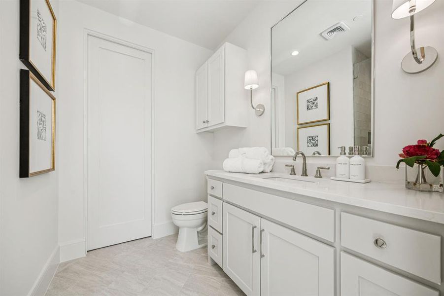 Furnished interior view inside a new home in , University Park (Image 35).
