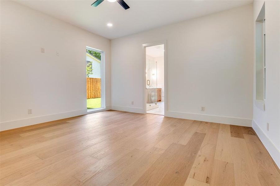 Spacious, unfurnished interior of a new home in , Dallas (Image 22). Spacious, unfurnished interior of a new home in , Dallas (Image 22).