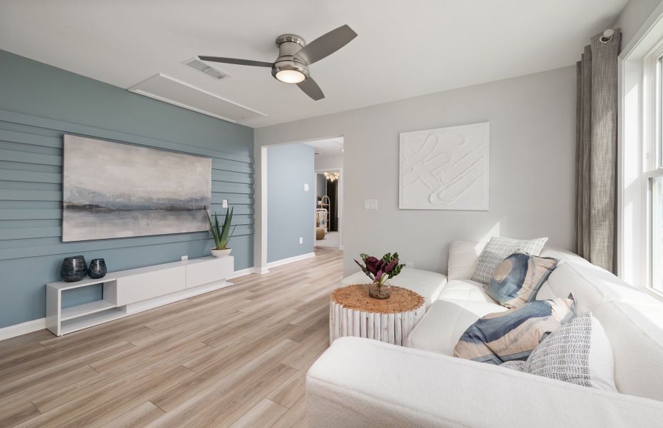 Representative furnished interior of a home built from the Sedona by Pulte Homes in Mailman Post, Knightdale (Image 7).