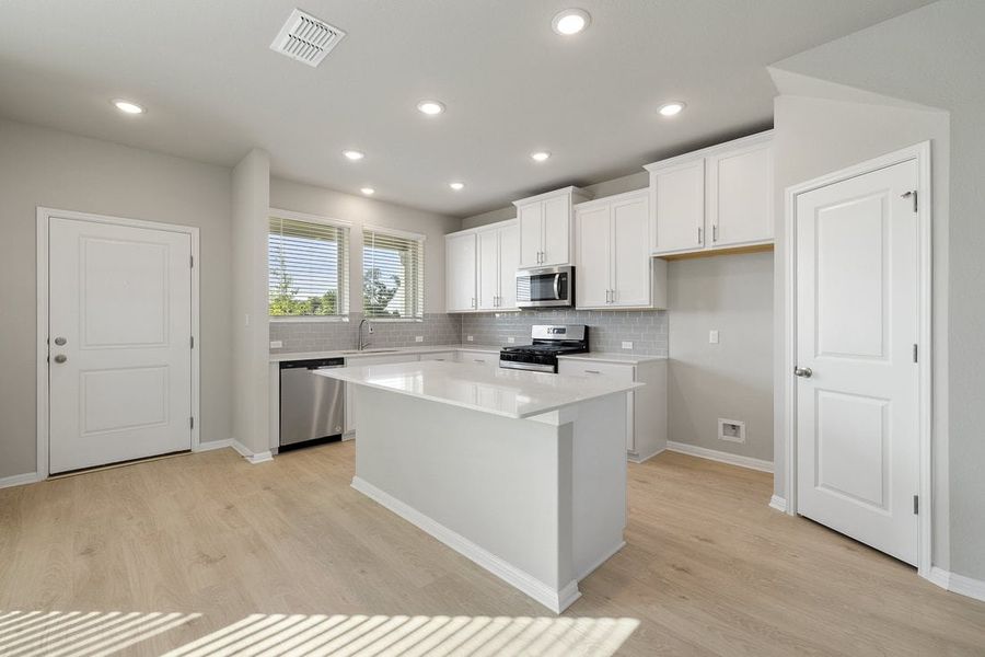 Image 13 of a home in Sage Hollow.