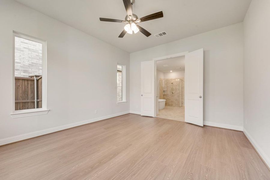 Spacious, unfurnished interior of a new home in Monterra, Rockwall (Image 25). Spacious, unfurnished interior of a new home in Monterra, Rockwall (Image 25).