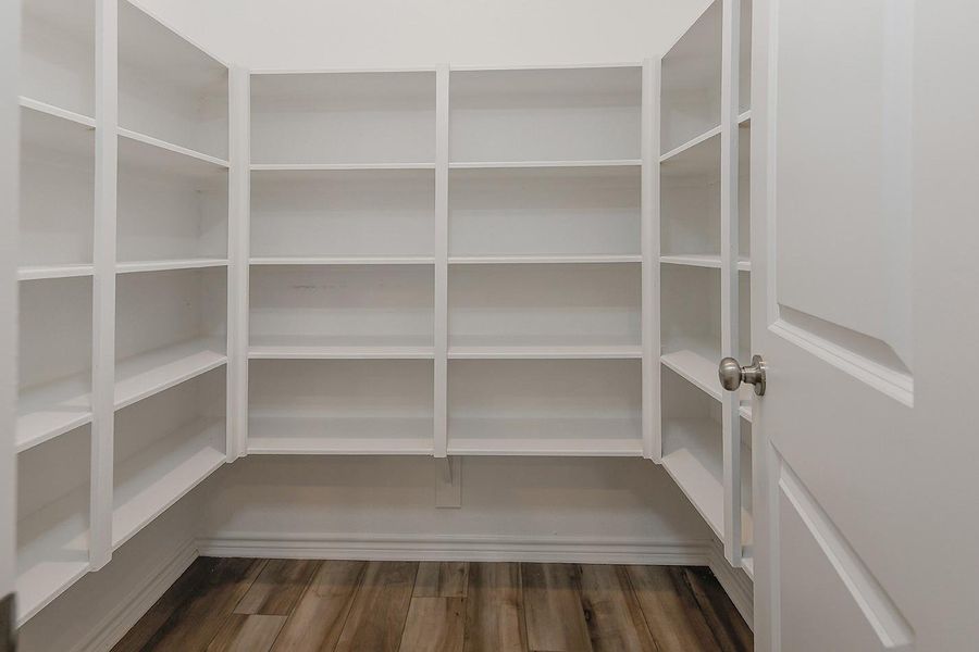 Image 34 of a home in Mavera.