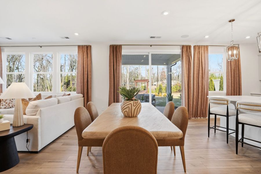 Redwood Model dining area