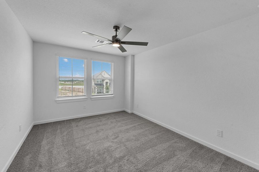 Spacious, unfurnished interior of a new home in Grand Mason Crossing, Park Row (Image 20).