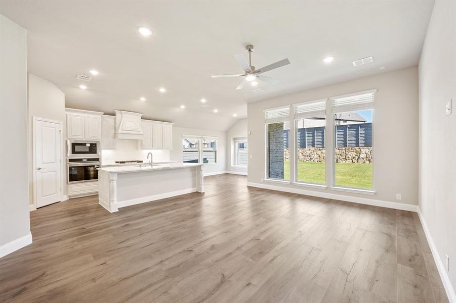 Spacious, unfurnished interior of a new home in Union Park Classic 60, Little Elm (Image 34).