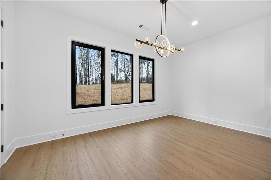 Spacious, unfurnished interior of a new home in , Auburn (Image 23).