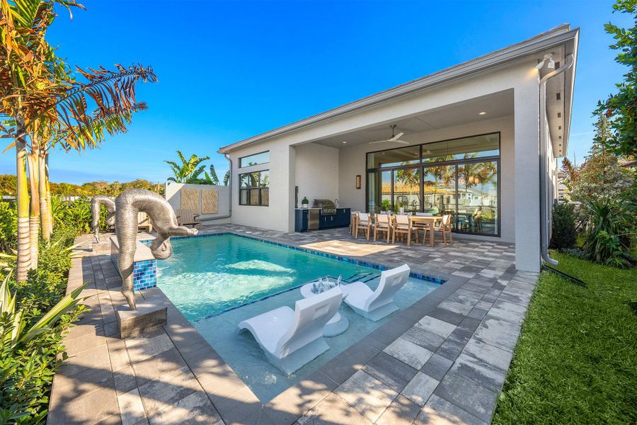 Representative exterior details of a home built from the Belize by GL Homes in Valencia Del Mar (55+), Boynton Beach (Image 4).