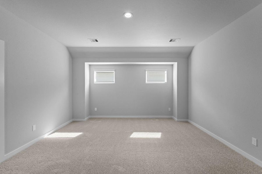 Spacious, unfurnished interior of a new home in Grand Oaks Village, Houston (Image 11). Spacious, unfurnished interior of a new home in Grand Oaks Village, Houston (Image 11).
