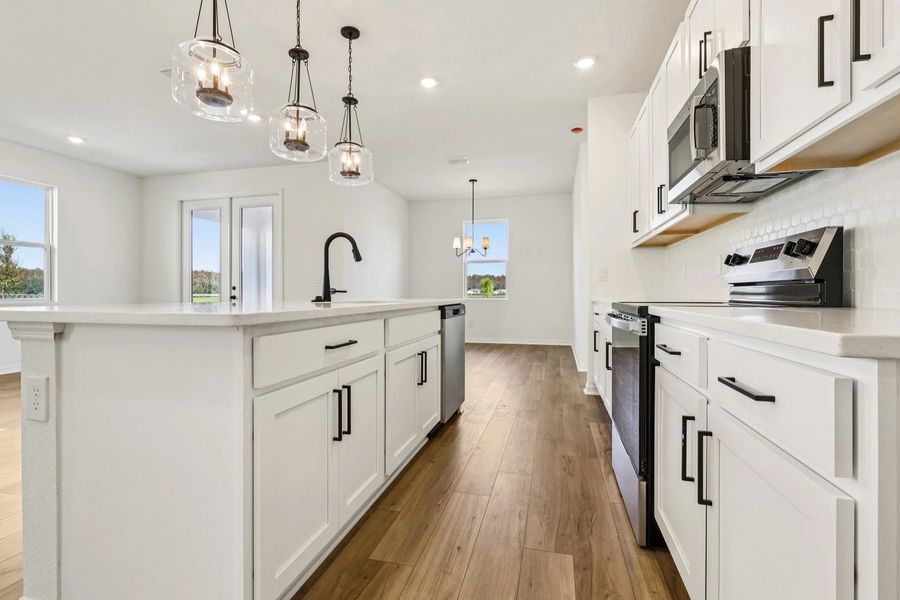 Furnished interior view inside a new home in Catamaran Cove, Rockledge (Image 5).