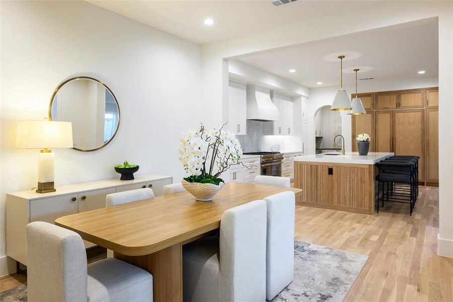 Furnished interior view inside a new home in , Dallas (Image 10). Furnished interior view inside a new home in , Dallas (Image 10).