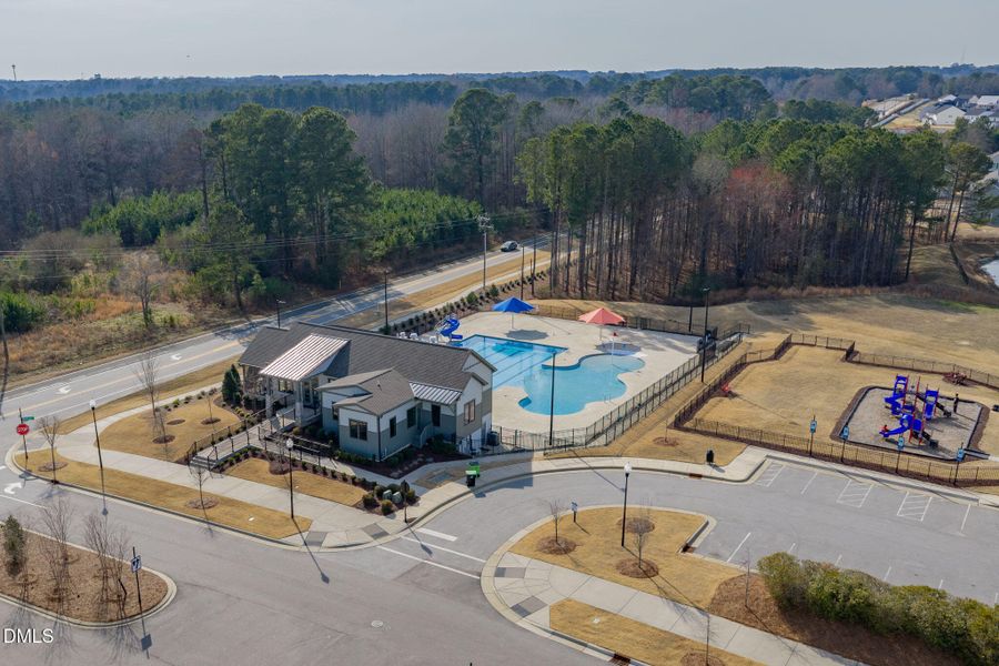 51-web-or-mls-544-Barrington-Row-51