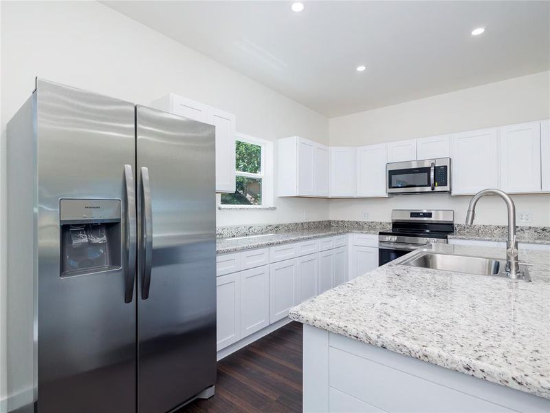 Furnished interior view inside a new home in , Brownwood (Image 8).