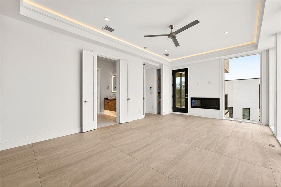 Spacious, unfurnished interior of a new home in , Richardson (Image 27).