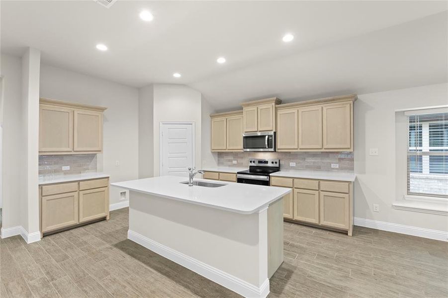 Furnished interior view inside a new home in Mercer Meadows, Royse City (Image 9). Furnished interior view inside a new home in Mercer Meadows, Royse City (Image 9).