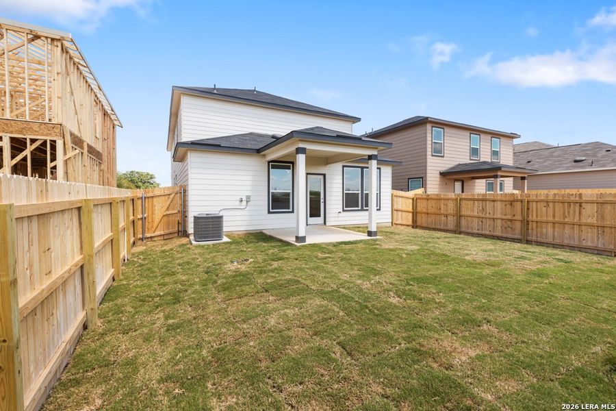 Exterior details and patio area of a home in The Granary - Heritage Collection, San Antonio (Image 3).