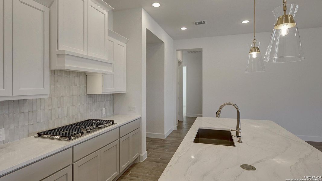 Furnished interior view inside a new home in Ranches At Creekside 55', Boerne (Image 5). Furnished interior view inside a new home in Ranches At Creekside 55', Boerne (Image 5).