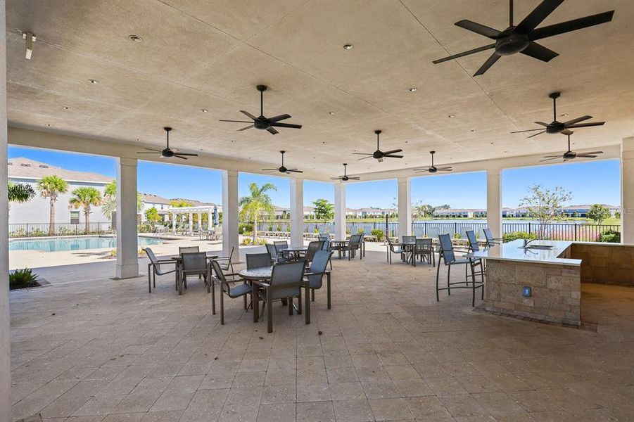 Community amenities in , Apollo Beach (Image 29).