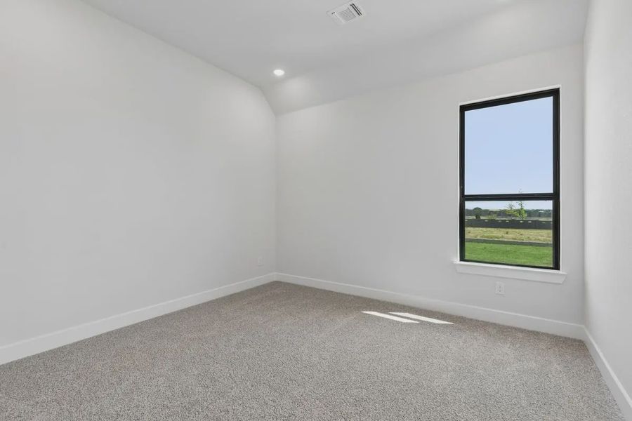 Spacious, unfurnished interior of a new home in The Grove Frisco, Frisco (Image 26). Spacious, unfurnished interior of a new home in The Grove Frisco, Frisco (Image 26).