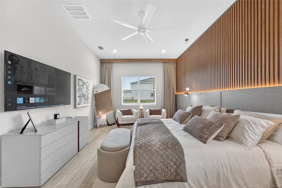 Furnished interior view inside a new home in , Orlando (Image 19).
