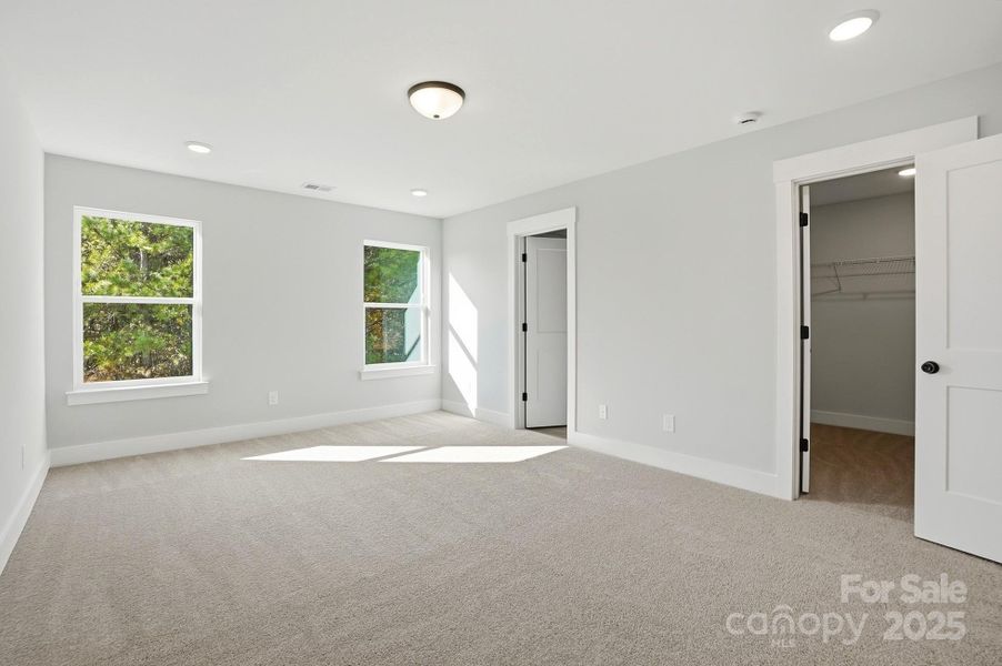 Spacious, unfurnished interior of a new home in , Waxhaw (Image 24). Spacious, unfurnished interior of a new home in , Waxhaw (Image 24).