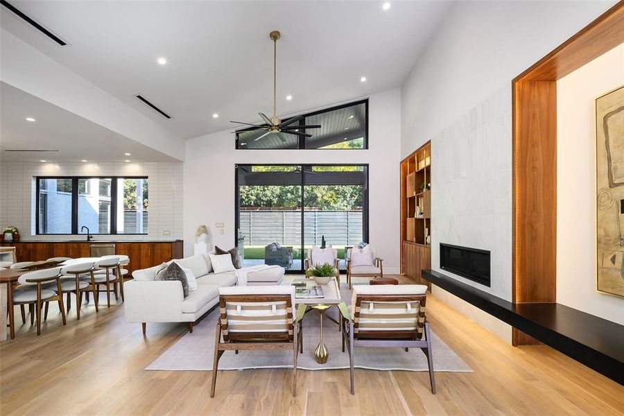 Furnished interior view inside a new home in , Dallas (Image 15).