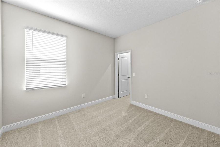 Spacious, unfurnished interior of a new home in , St. Petersburg (Image 22).