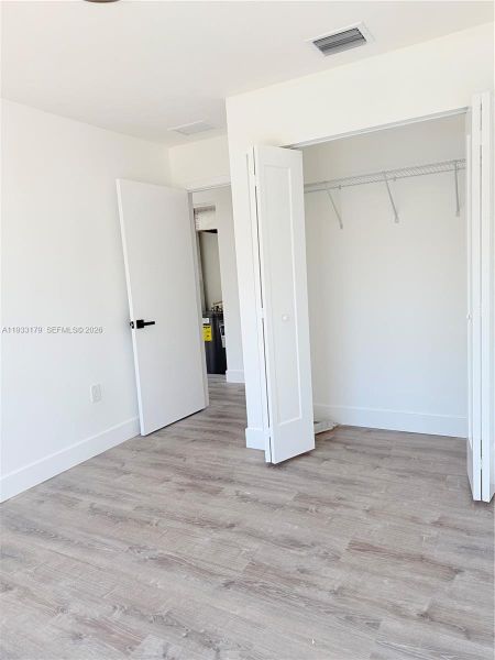 Spacious, unfurnished interior of a new home in , Miami (Image 7).