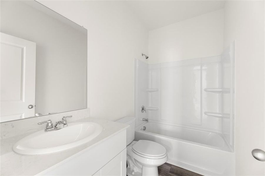 10. 102 Connecticut - 2ND Bath 10. 102 Connecticut - 2ND Bath