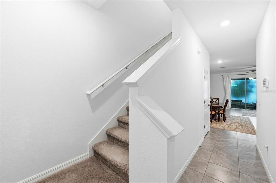 Spacious, unfurnished interior of a new home in , Apollo Beach (Image 20).