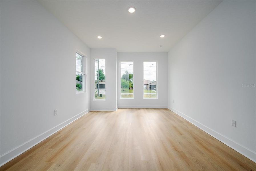 Spacious, unfurnished interior of a new home in , North Port (Image 35).