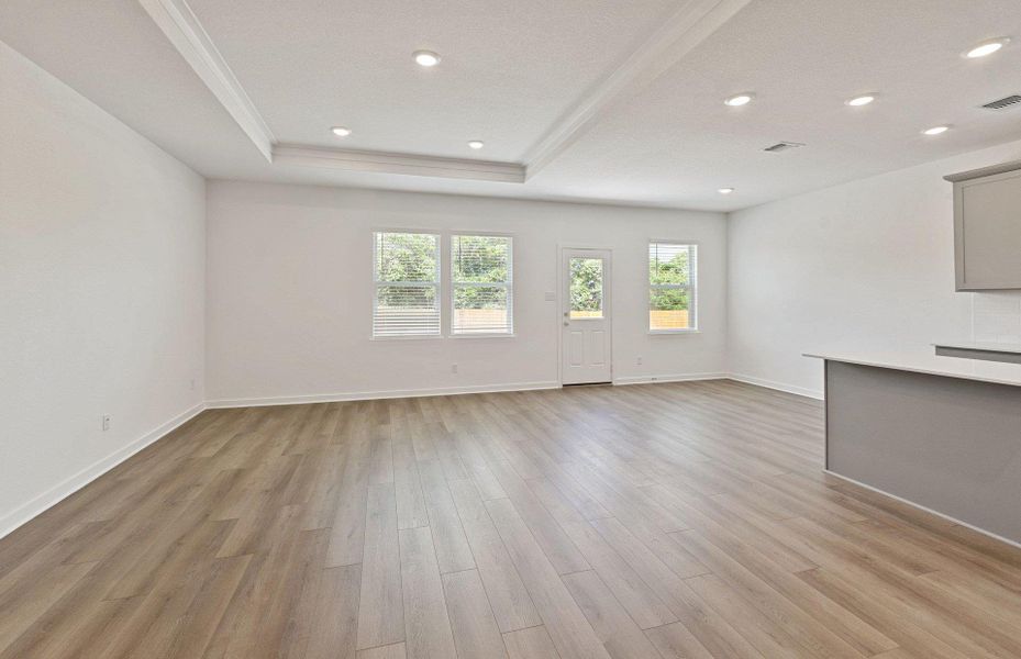 Spacious, unfurnished interior of a new home in Skyview, Belton (Image 14).