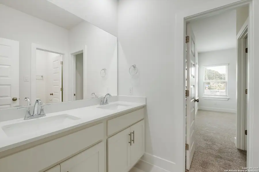 Furnished interior view inside a new home in Crown Ridge Manor, San Antonio (Image 8). Furnished interior view inside a new home in Crown Ridge Manor, San Antonio (Image 8).