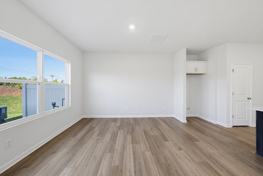 Spacious, unfurnished interior of a new home in Sweetbrier, Durham (Image 17).
