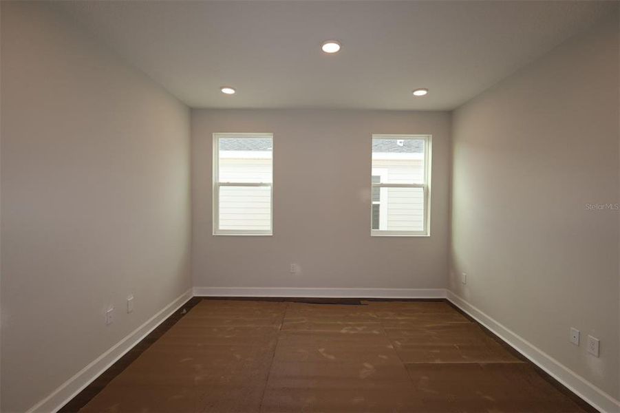 Spacious, unfurnished interior of a new home in Lake Star at Ovation, Winter Garden (Image 6).