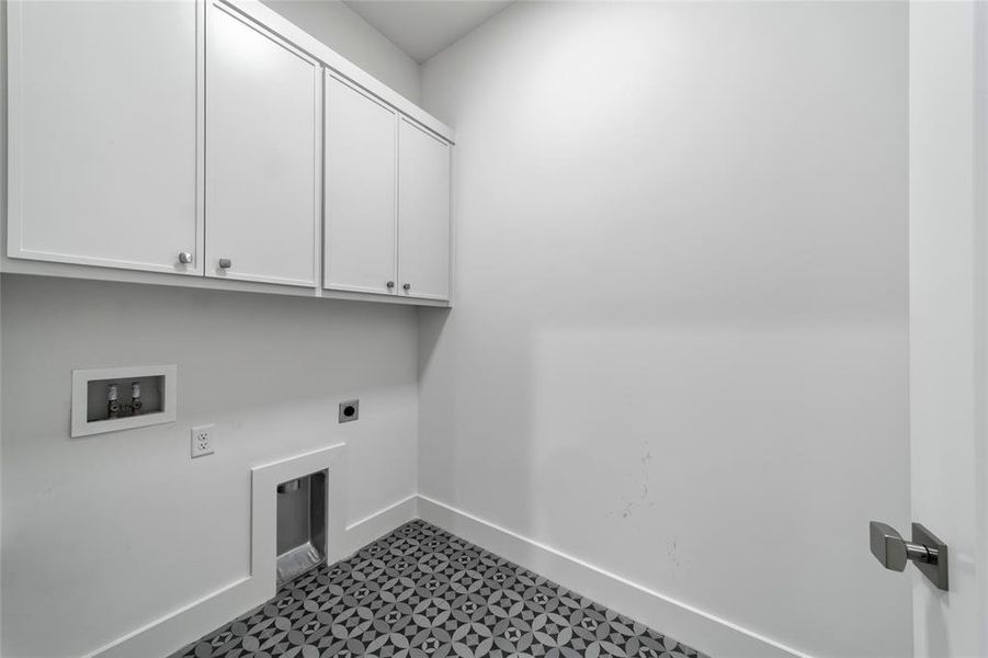 Spacious, unfurnished interior of a new home in , Dallas (Image 26).
