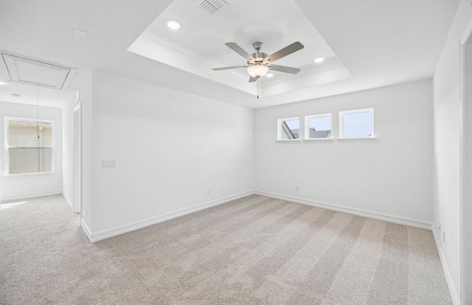 Spacious, unfurnished interior of a new home in Treeline, Justin (Image 15).