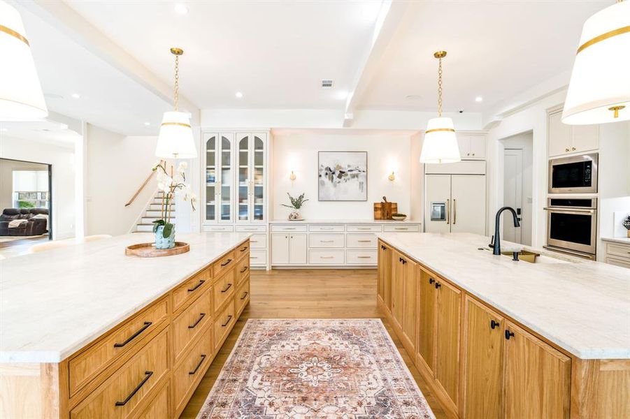 Furnished interior view inside a new home in , Dallas (Image 10).