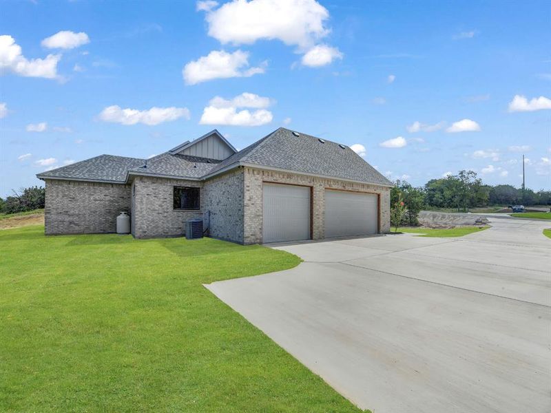 Image 34 of a home in . Image 34 of a home in .