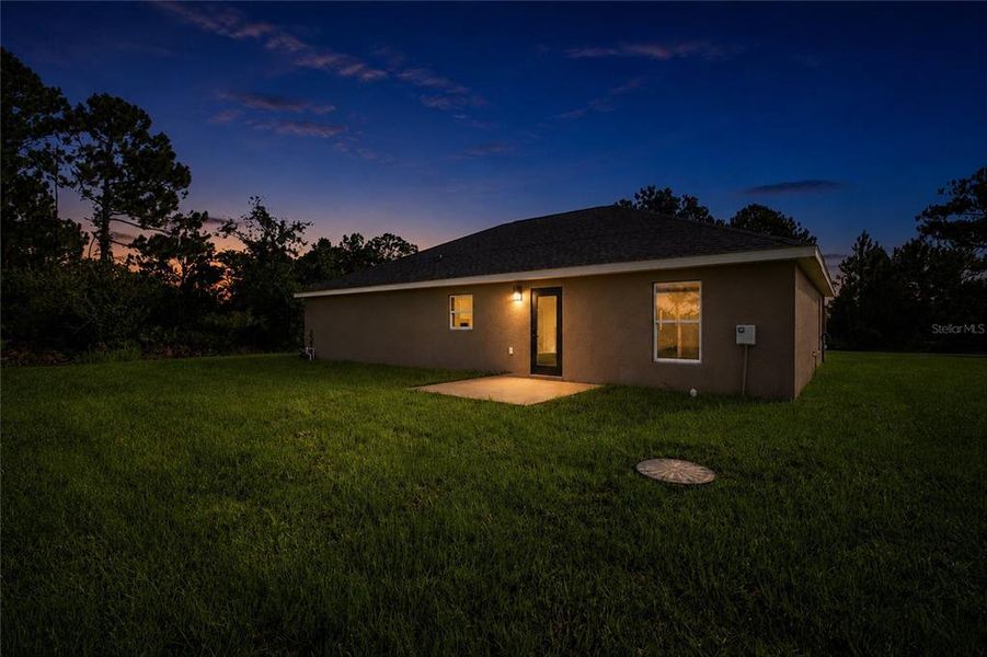Exterior details and patio area of a home in , Sebring (Image 24).