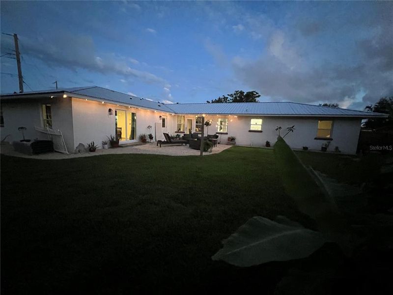 Exterior details and patio area of a home in , Bradenton (Image 31).
