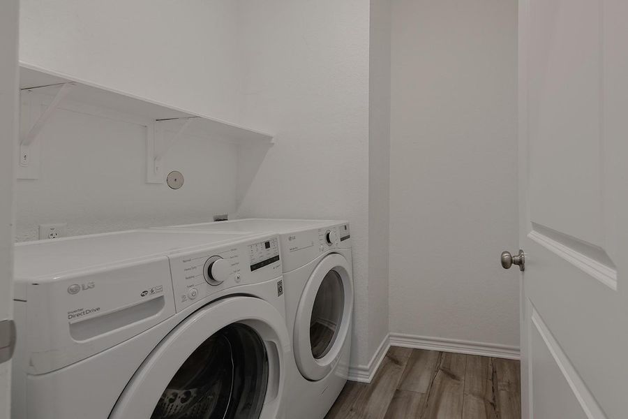 Image 39 of a home in Mavera.