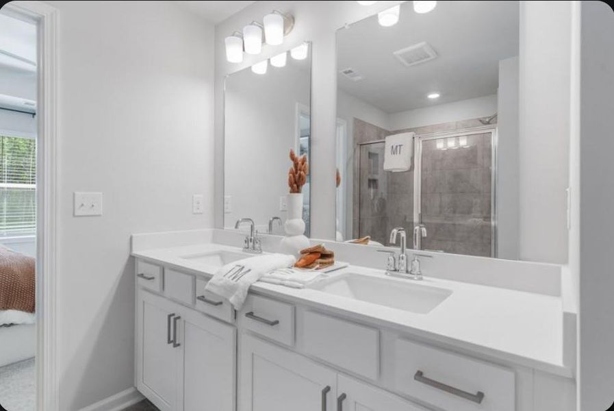 Furnished interior view inside a new home in Rosewood Farm, Lawrenceville (Image 35).