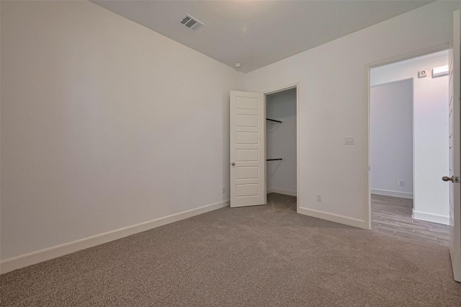 Spacious, unfurnished interior of a new home in Lago Mar, Texas City (Image 31). Spacious, unfurnished interior of a new home in Lago Mar, Texas City (Image 31).