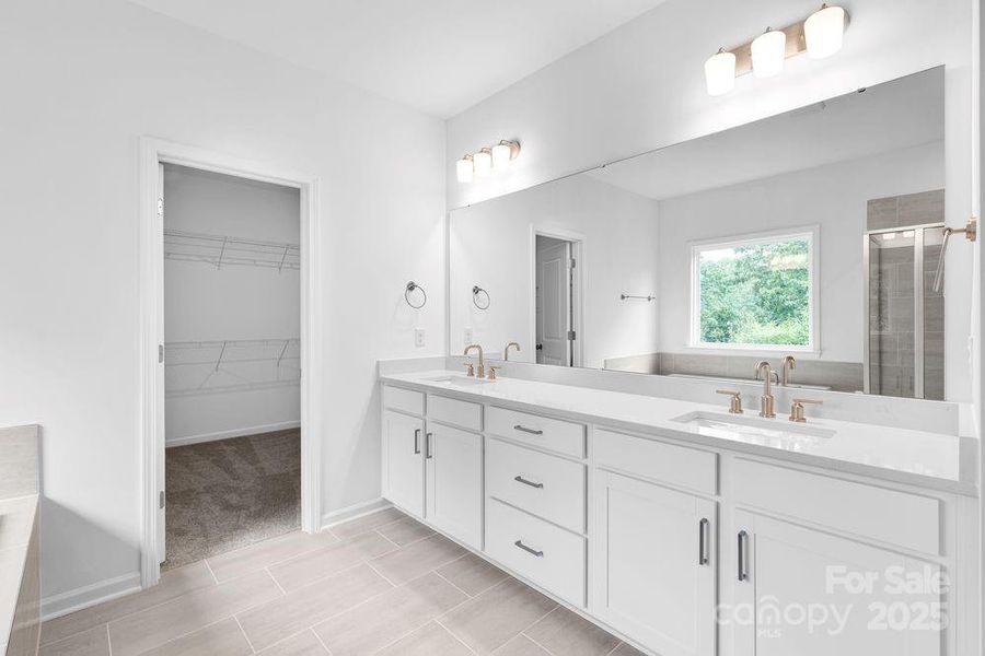 177 Glenn Drive ~ Ready Now 177 Glenn Drive ~ Ready Now