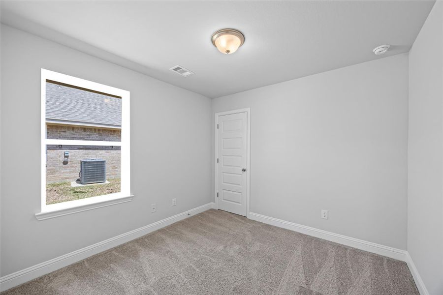 Spacious, unfurnished interior of a new home in Grand Oaks Reserve, Cleveland (Image 7). Spacious, unfurnished interior of a new home in Grand Oaks Reserve, Cleveland (Image 7).
