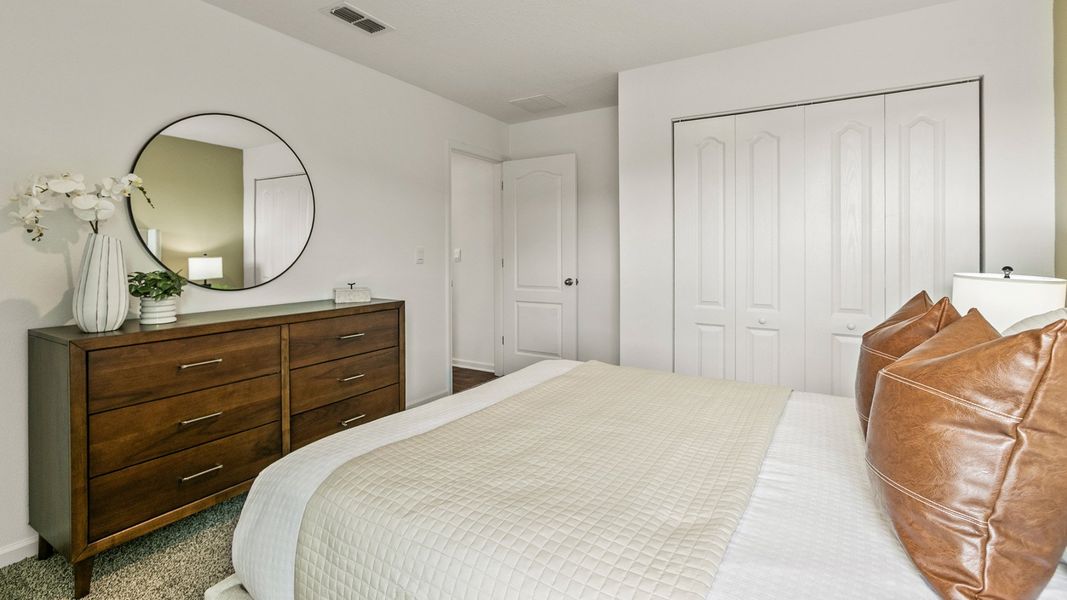 Representative furnished interior of a home built from the BERKELEY by D.R. Horton in Rookery, Green Cove Springs (Image 22).