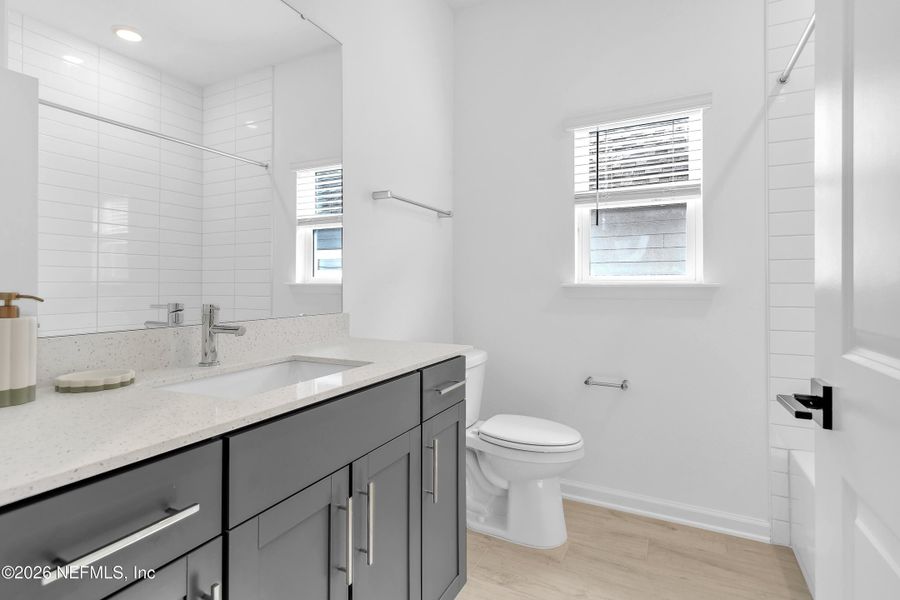 Furnished interior view inside a new home in , Middleburg (Image 15).