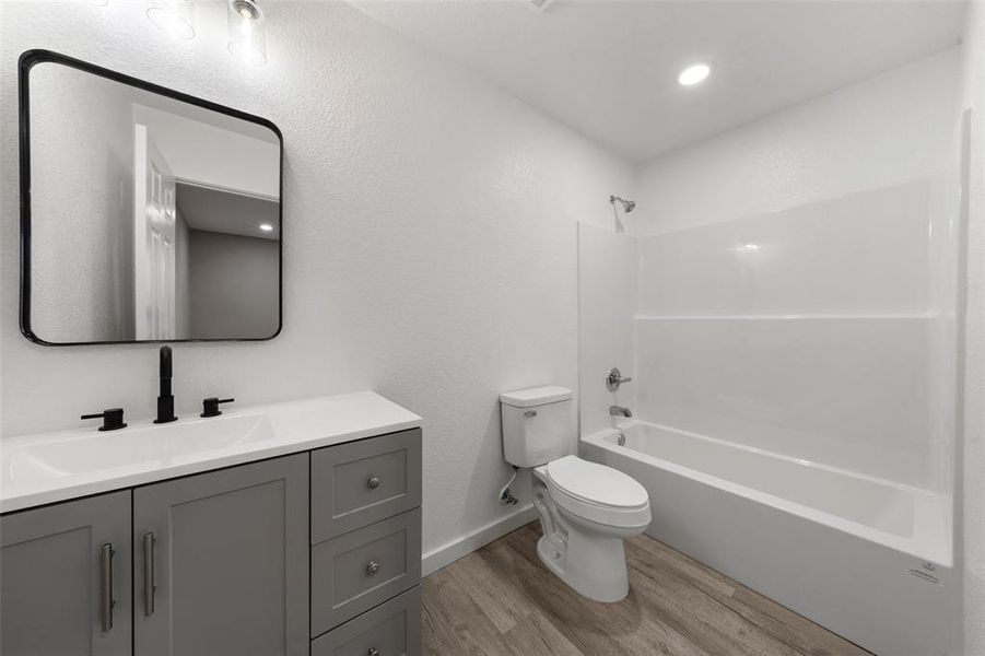 Furnished interior view inside a new home in , Waco (Image 8).