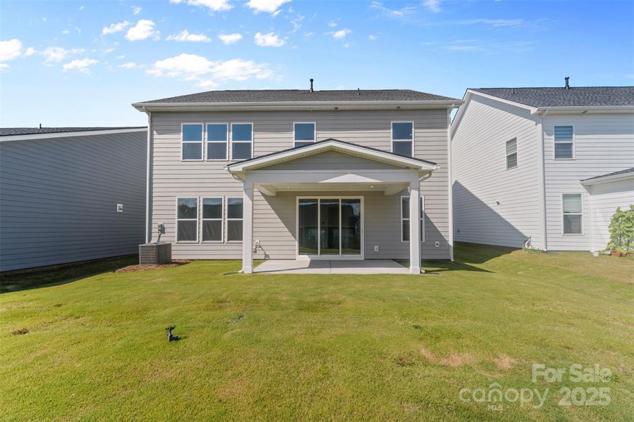 Front exterior of a new home in , Charlotte, NC, highlighting curb appeal (Image 21).