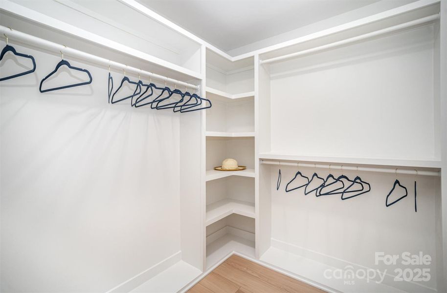 Image 32 of a home in .